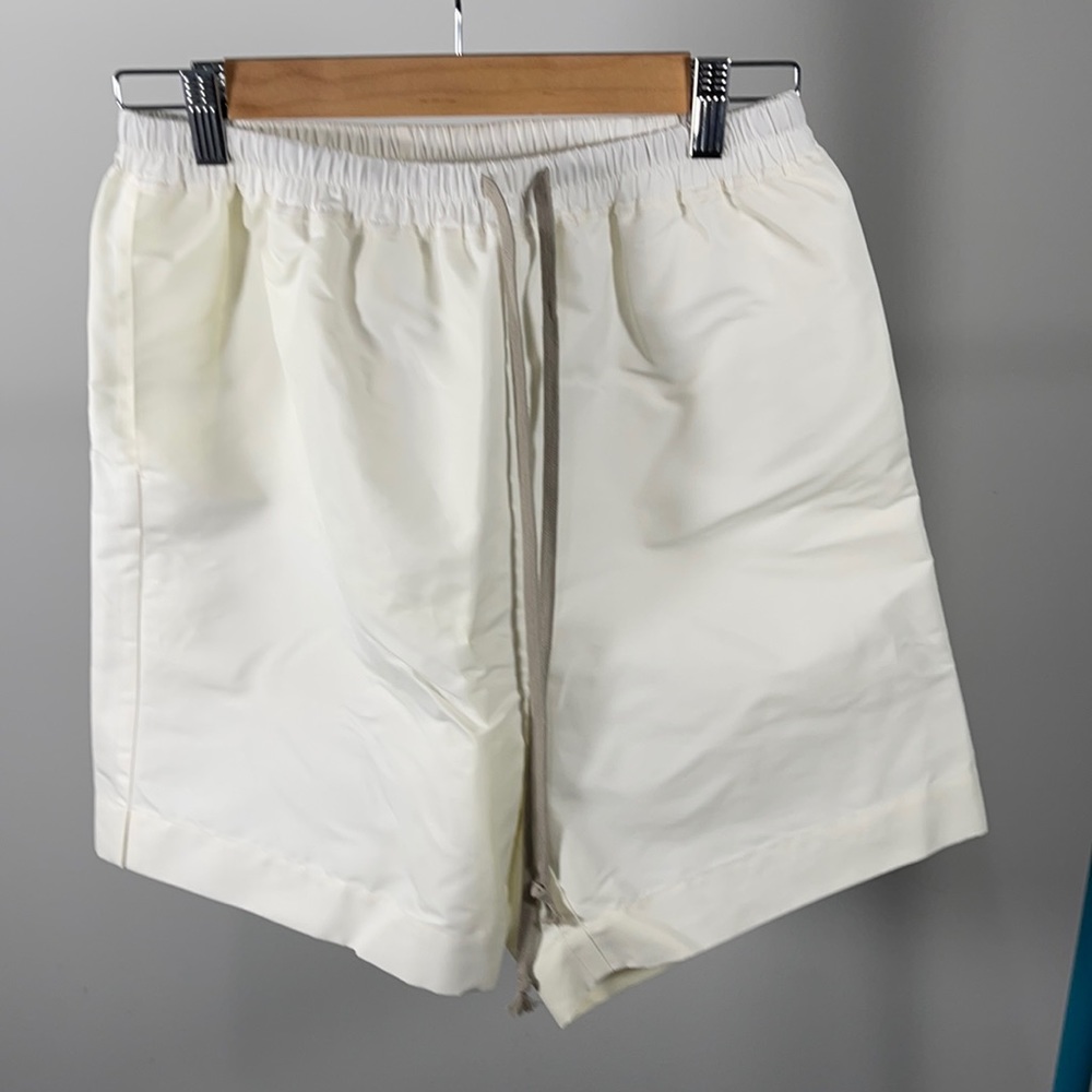 Brand New Rick Owens DRKSHDW Chalk White Shorts